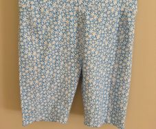 New Girls bicycle style shorts with daisy design