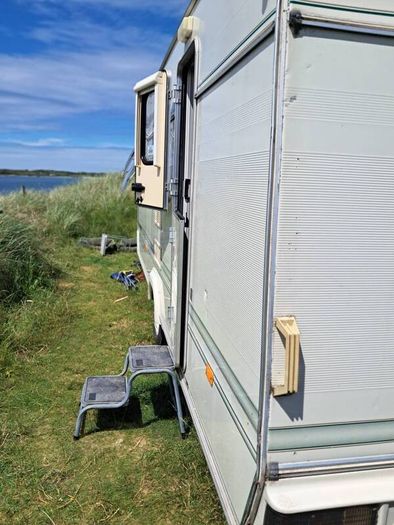 elddie caravan 4-5 berth