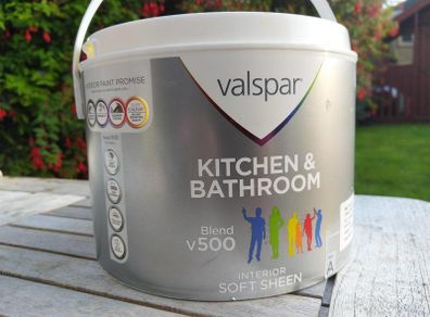 Valspar Paint-Kitchen & Bathroom_Swallowtail