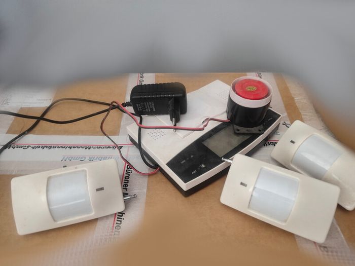 Home Alarm system IOS Android APP Wireless 433MHz PSTN WIFI GSM