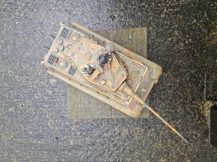 Unimax Forces of Valor 1:32 German King Tiger Tank