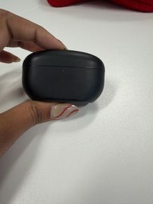 earbuds