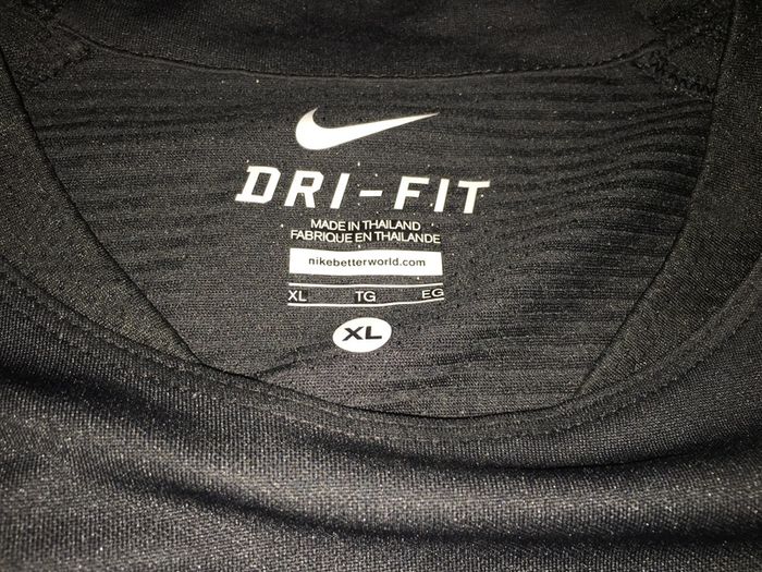Nike T Shirt Dri Fit Authentic Football