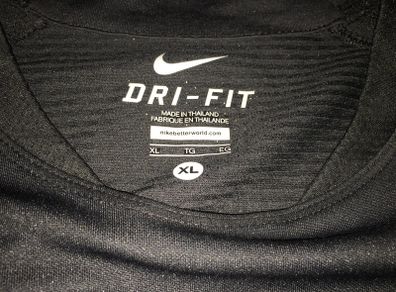 Nike T Shirt Dri Fit Authentic Football