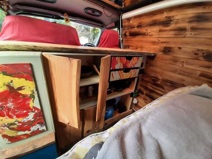 2001 Toyota HiAce