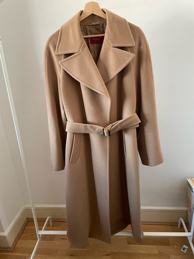 Burberry wool camel coat