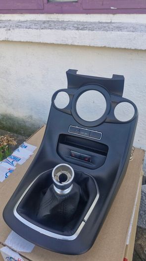 Fiesta ST180 Centre Console Trim