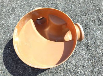 90 degree Manhole base