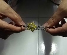 Elegant yellow rhinestone bracelet