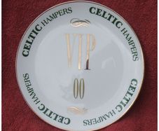 CELTIC HAMPERS (IRELAND) - 2000 millennium bone china commemorative wall-hanging plate (8" diameter)