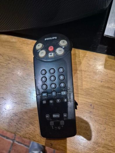 20" Philips  Tv & Remote