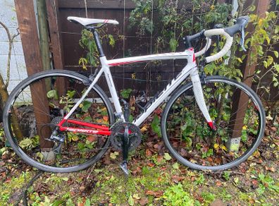 Lapierre AUDACIO 200 Carbon Fork 24 speed 700x25c wheels 21 inch frame excellent condition