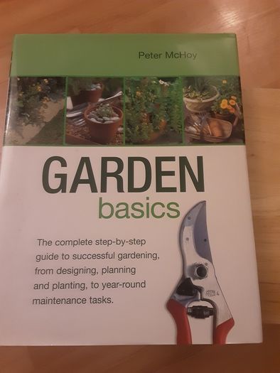 Gardening Book/Basic Gardening in Hardback ..