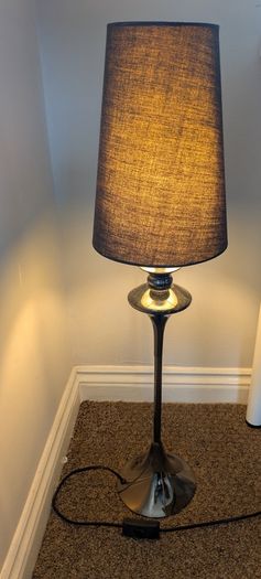 Table lamp