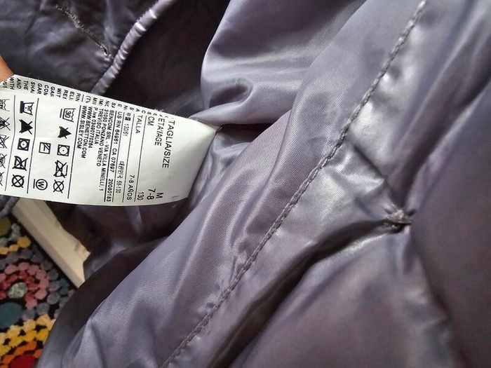 Girls Benetton down jacket size 7-8 years pristine condition