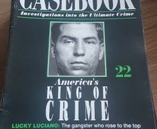 30 Murder magazines