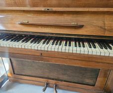 Free piano
