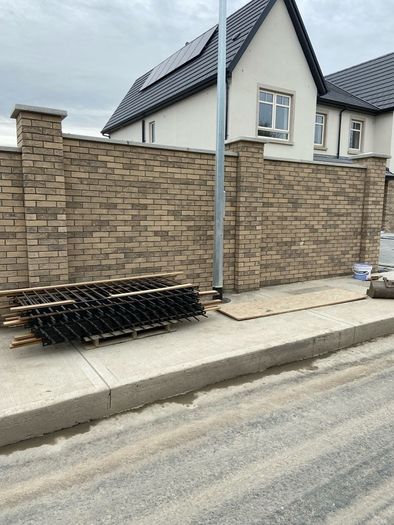 Bricklayer stonemason available