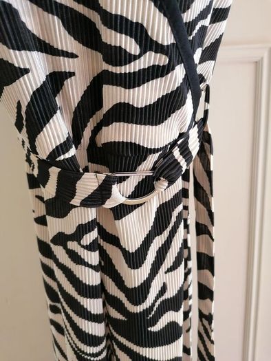 Women's Jumpsuit NWOT SIZE 16