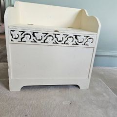 Decorative storage chest