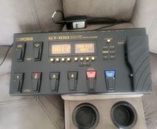 Boss GT-100 effects pedal