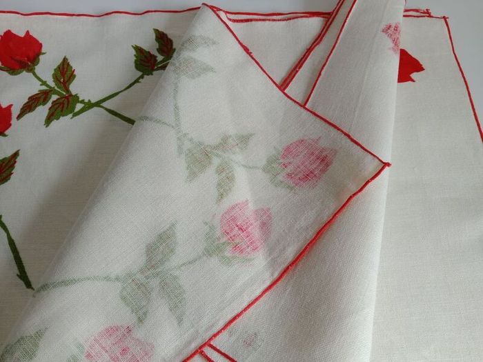 Vera Neumann, vintage table mats & napkins, vintage linen,