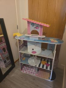 doll house