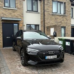 Audi Etron 50 Quattro Black Edition