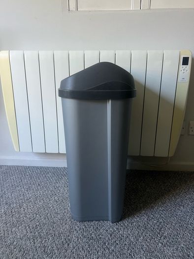 50 L bin