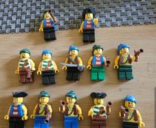 Lego Pirate Minifigure Bundle of 14