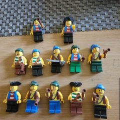 Lego Pirate Minifigure Bundle of 14