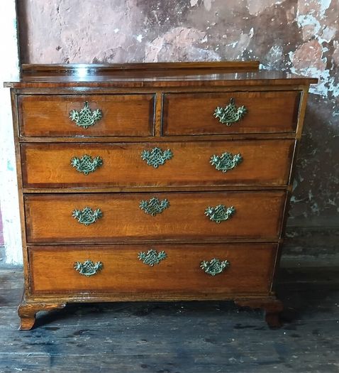 Antique Art & Crafts Chest of Drawers