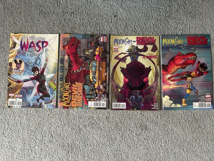 Moon-Girl comic bundle