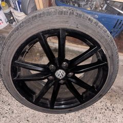 VW 18" Pretoria Alloys