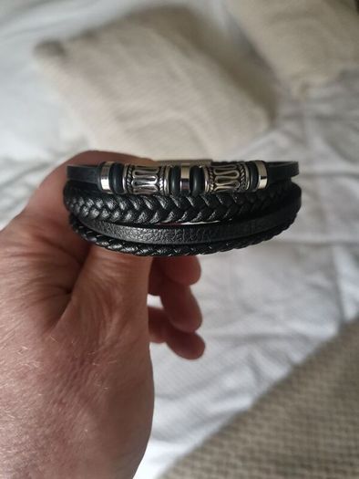 Men's Stylish Silver and Black Bracelet