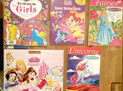 Big Bundle 5 Girls Activity Books