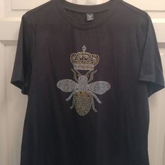 Bee diamond design tee size 16