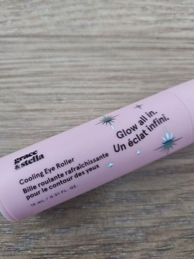 grace & stella Under Eye Brightener with Cooling Metal Rollerball - Ceramide & Caffeine Eye Cream for Puffy Eyes - Travel Size Toiletries - Vegan Skincare 15ml