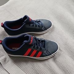 Girls Trainers