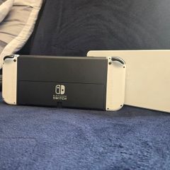 Nintendo Switch OLED excellent condition
