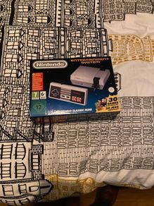 Nintendo mini and Super Nintendo mini .
