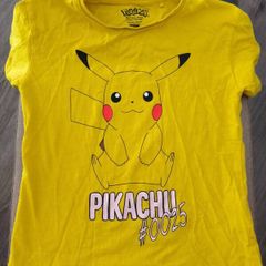 Pikachu t-shirt