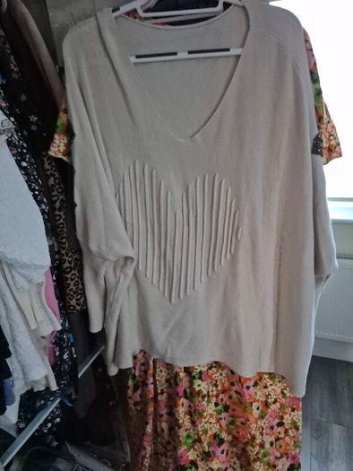 jumper suot 18-22. Made in italy
