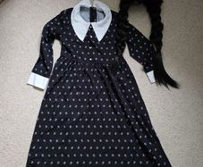 Wednesday Adams costume and wig size 10y