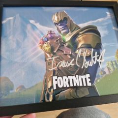 Fortnite signed Thanos frame