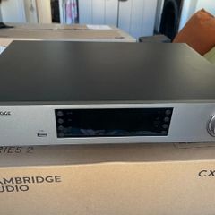 Cambridge audio CXN-V2. Please read ad.