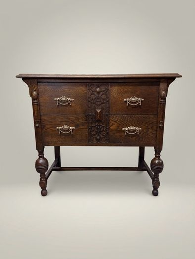 Charming Early 20th Century English Oak Chest of Drawers
