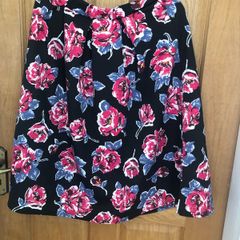 New boohoo rose skirt size 14