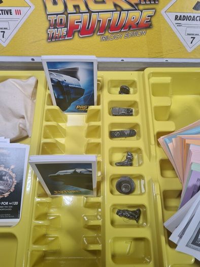Monopoly Back To The Future Trilogy Edition 2016 100% Complete