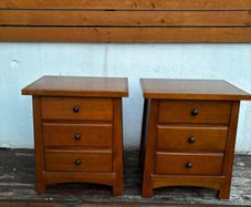 2 Bedside lockers (3 Drawer)